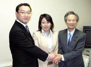 長浜博行さんと千葉補選予定候補の太田和美さん