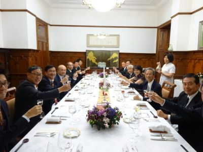 片山総領事夕食会 - 乾杯