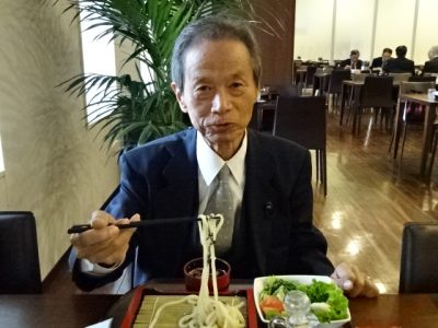 議員会館食堂で