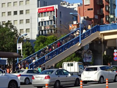 朝の飯田橋