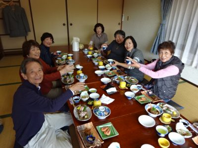 昼食会