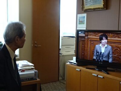 参議院本会議の吉川さん