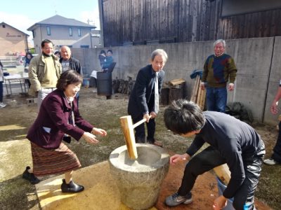 餅つき